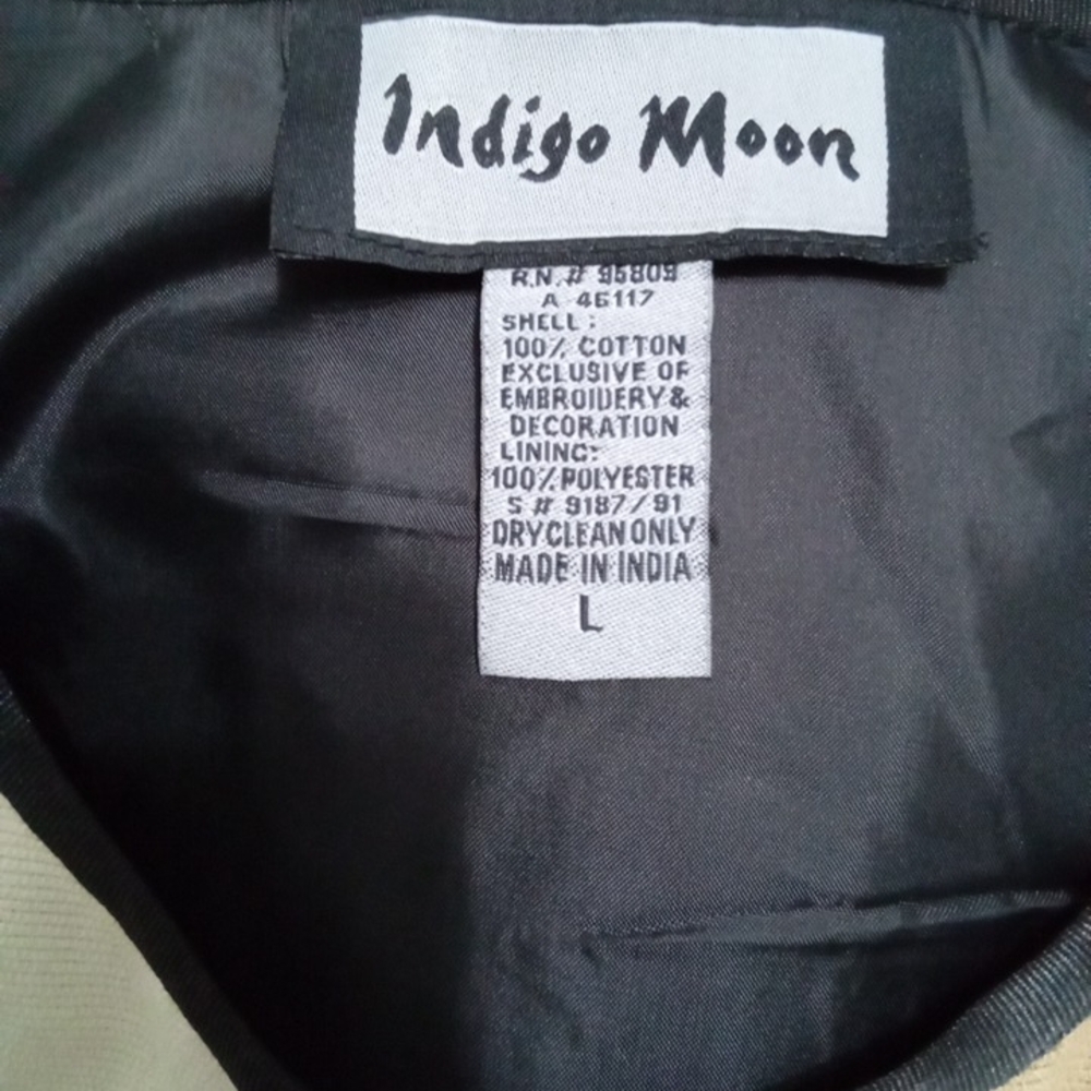 Indigo Neutral Patchwork Embroidered Blazer in Cr… - image 10